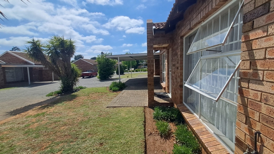 3 Bedroom Property for Sale in Universitas Free State